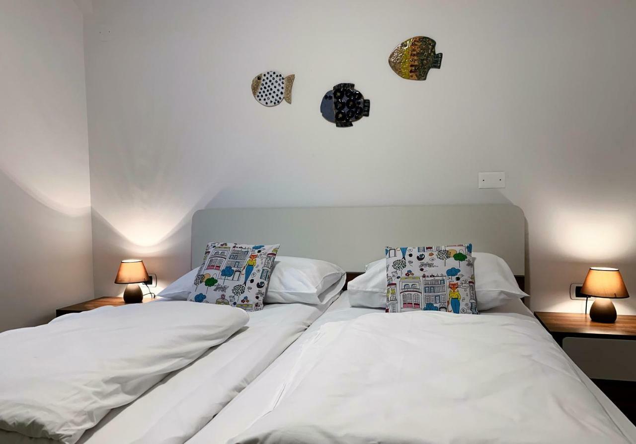 Apartments Artemus Karliva إيزولا المظهر الخارجي الصورة
