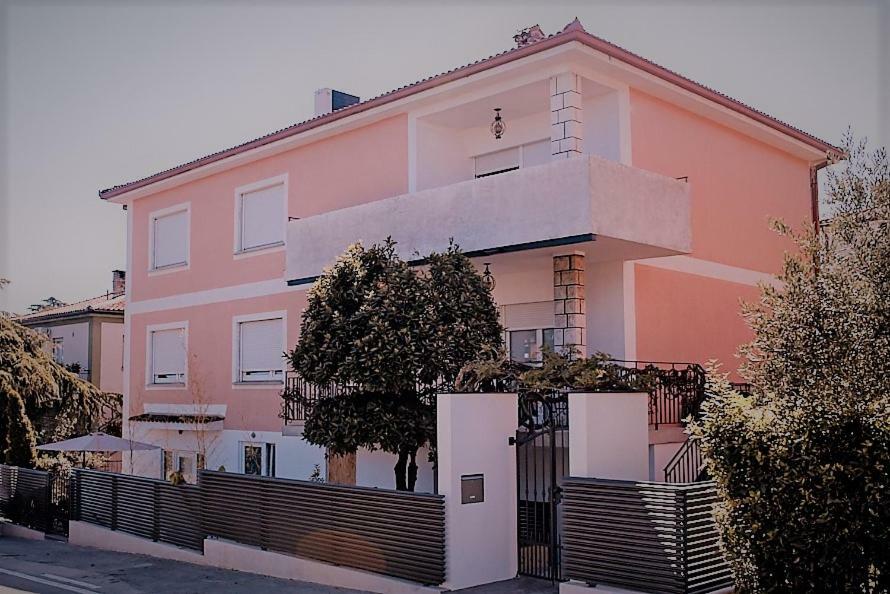 Apartments Artemus Karliva إيزولا المظهر الخارجي الصورة