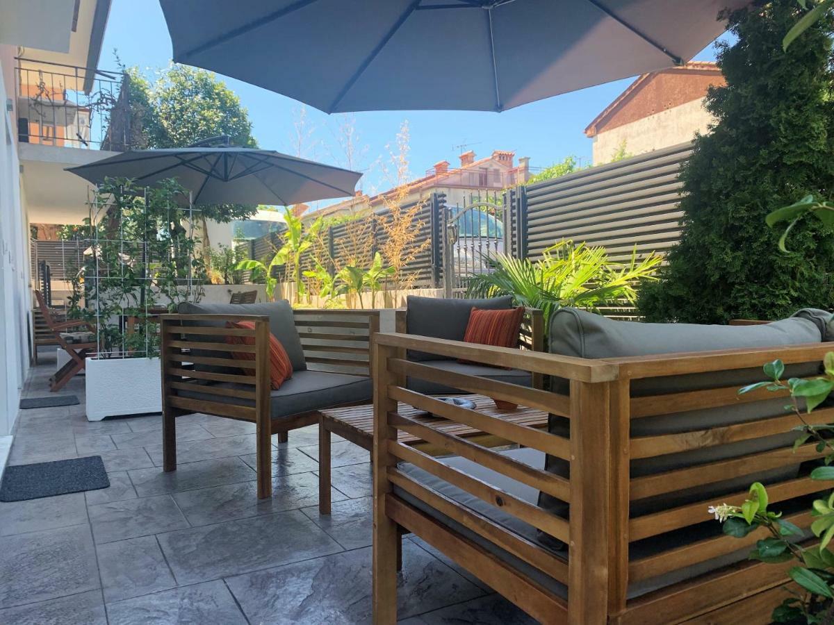 Apartments Artemus Karliva إيزولا المظهر الخارجي الصورة